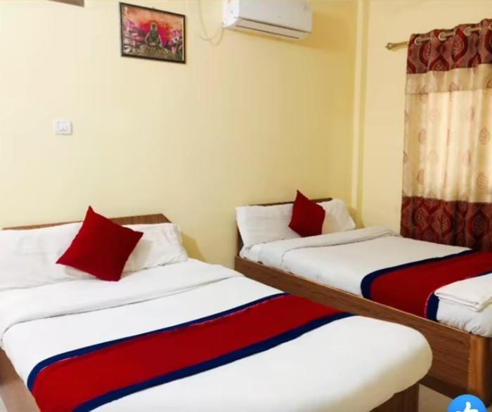 Hotel Daisy Park Bhairāhawā Kamer foto